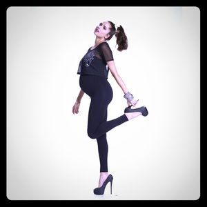 Preggo leggings black